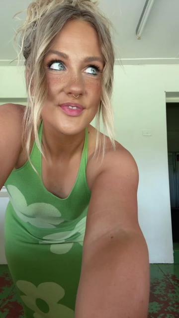 @messyhairedgal