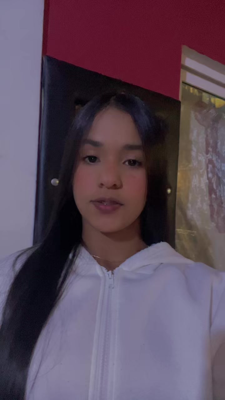 @Valen🍒