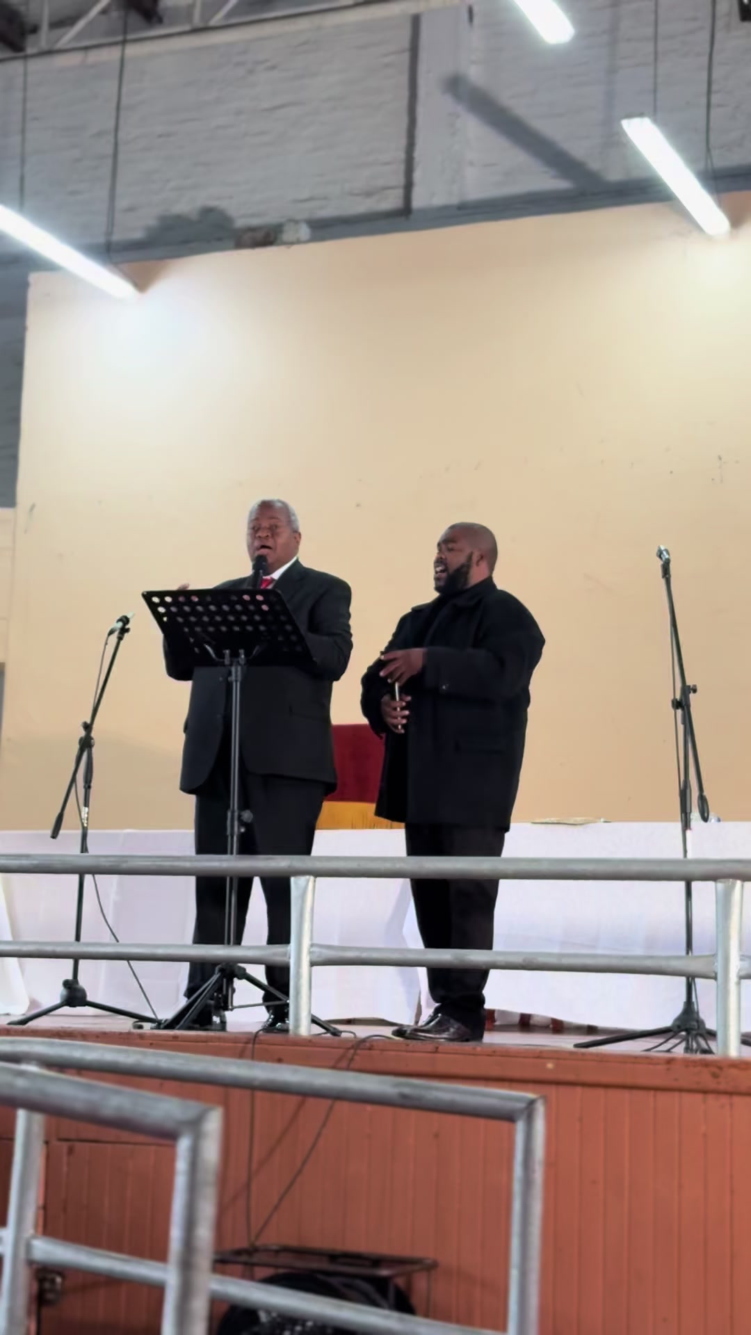 @Sinokuhle Dyongo