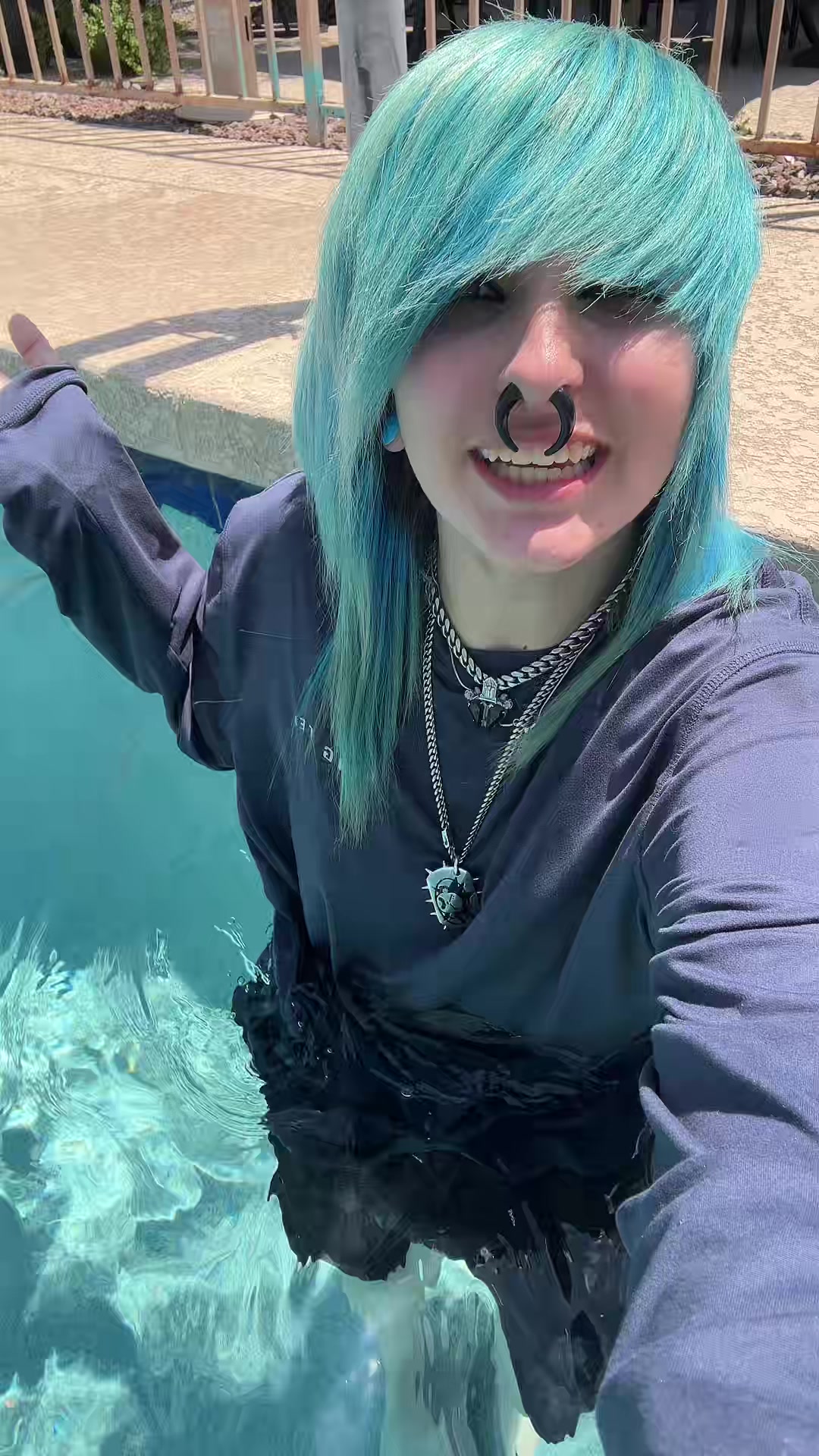 @Xx_CHARLI_CLAWS_xX