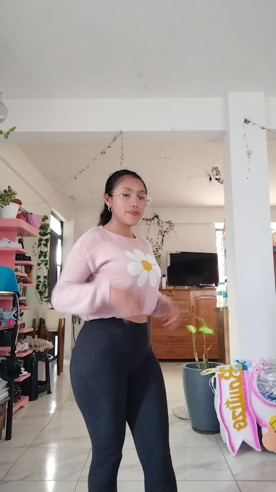 @Lucianachambivalero