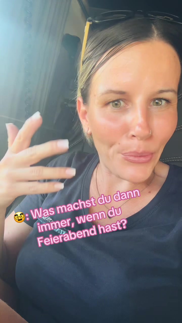 @Raphaela