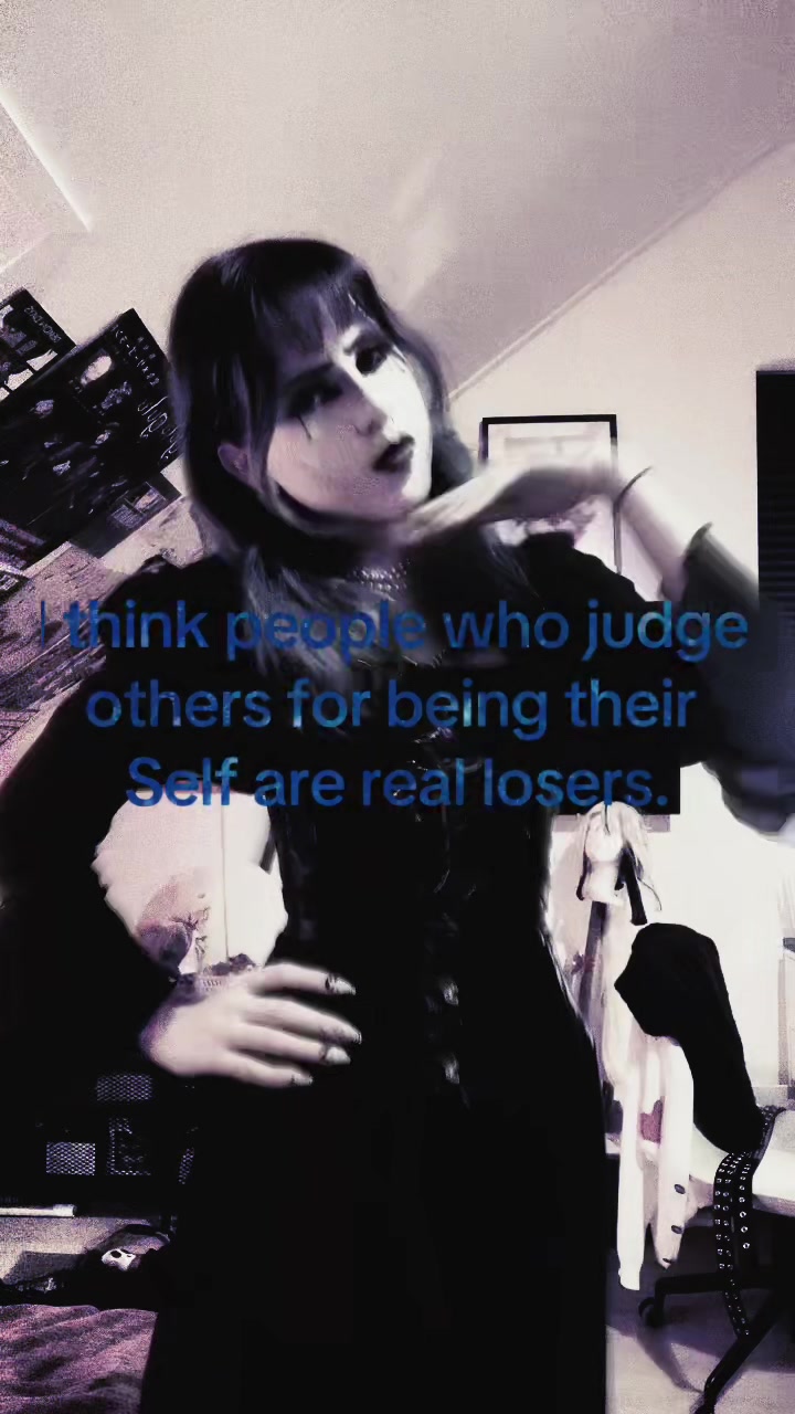 @♱༺🦇༻♱