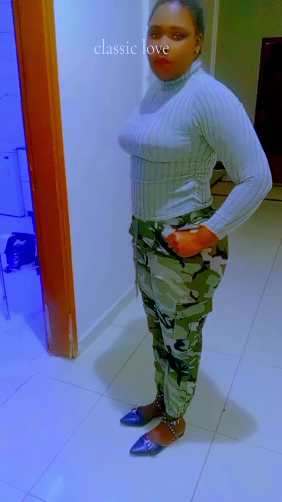 @aisha 🩵🤍🫰