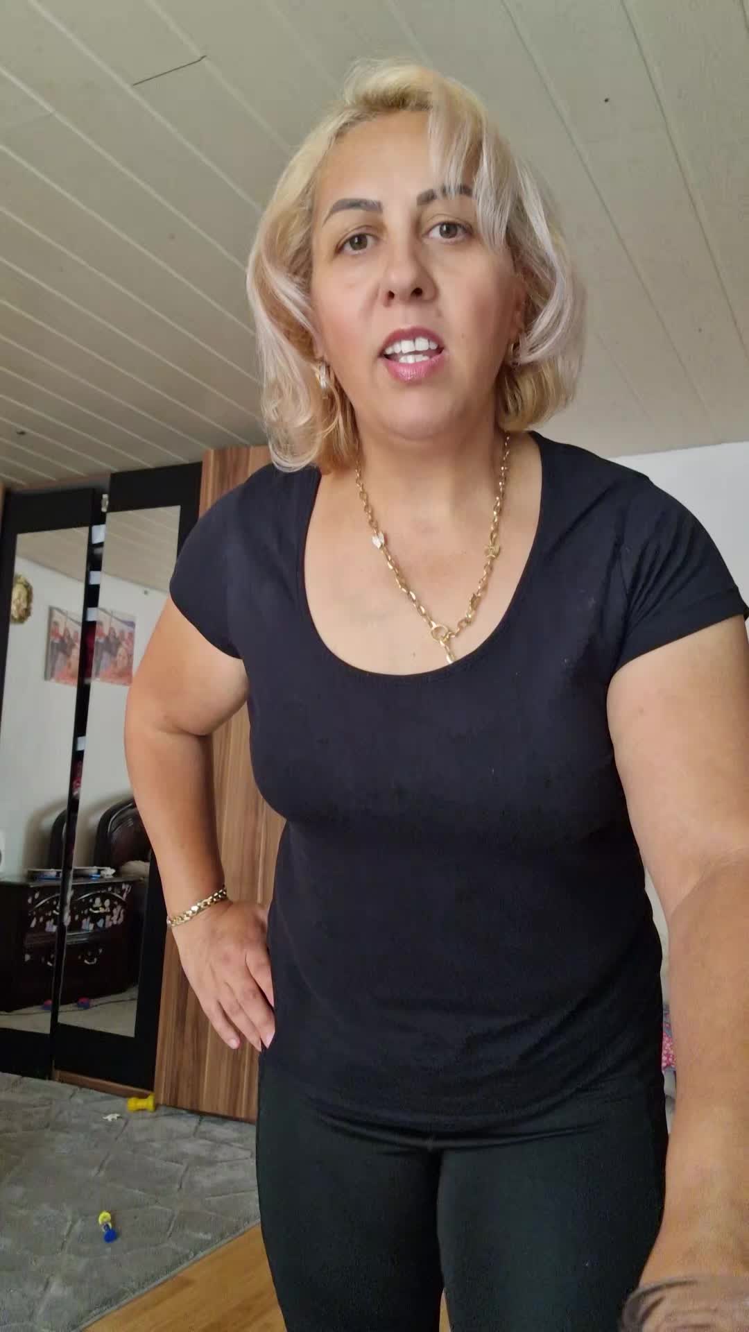 @LilySimona2