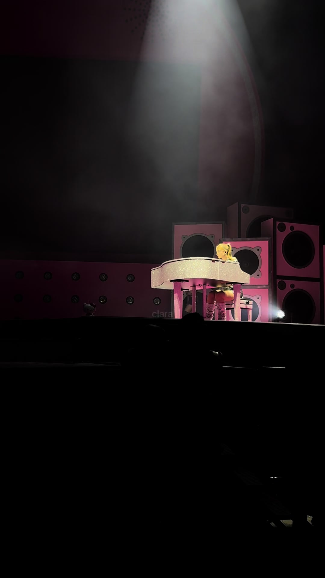 @𝐜𝐥𝐚𝐫𝐚💕||10𝓉𝒽