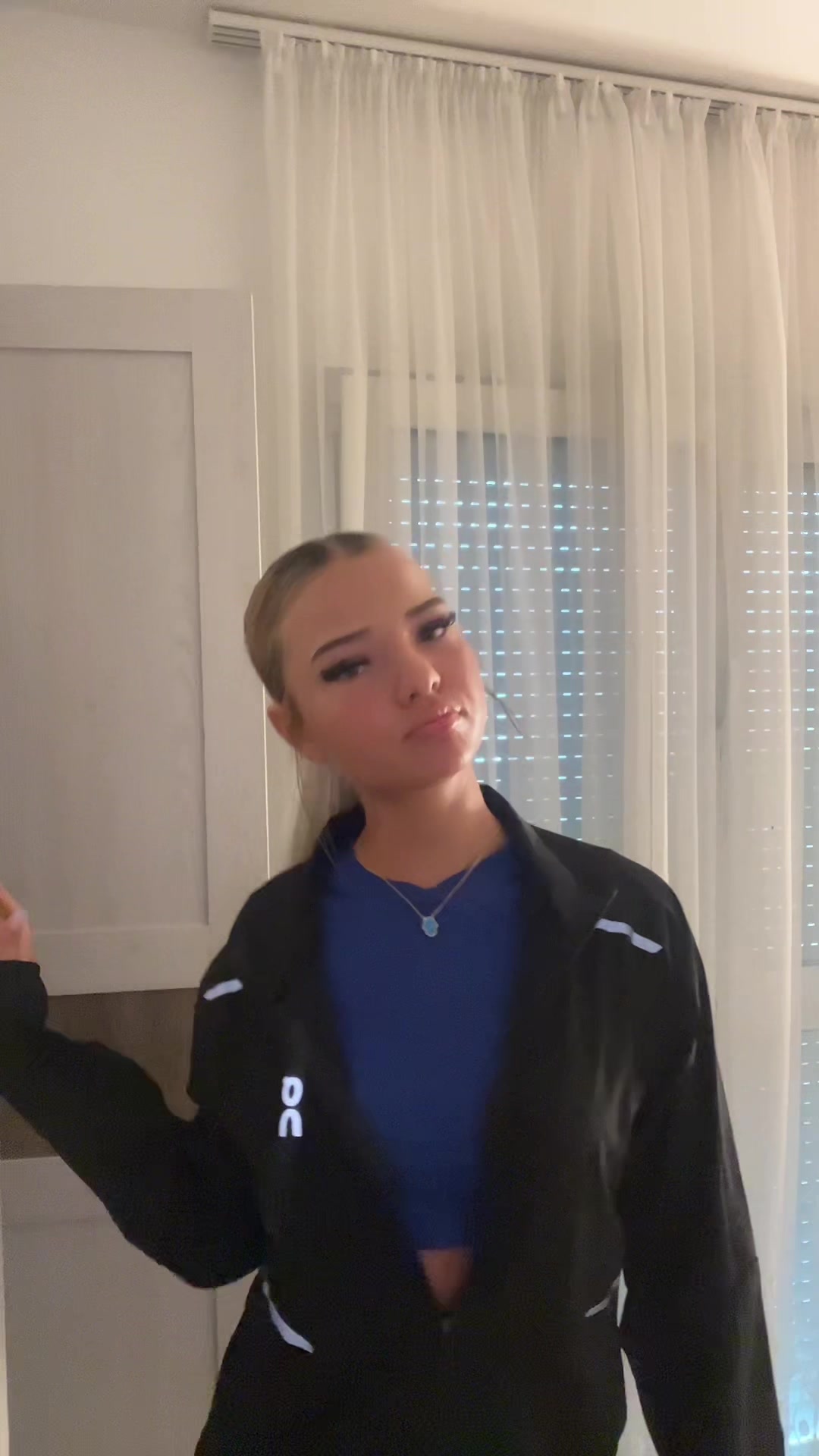 @emilyemnn