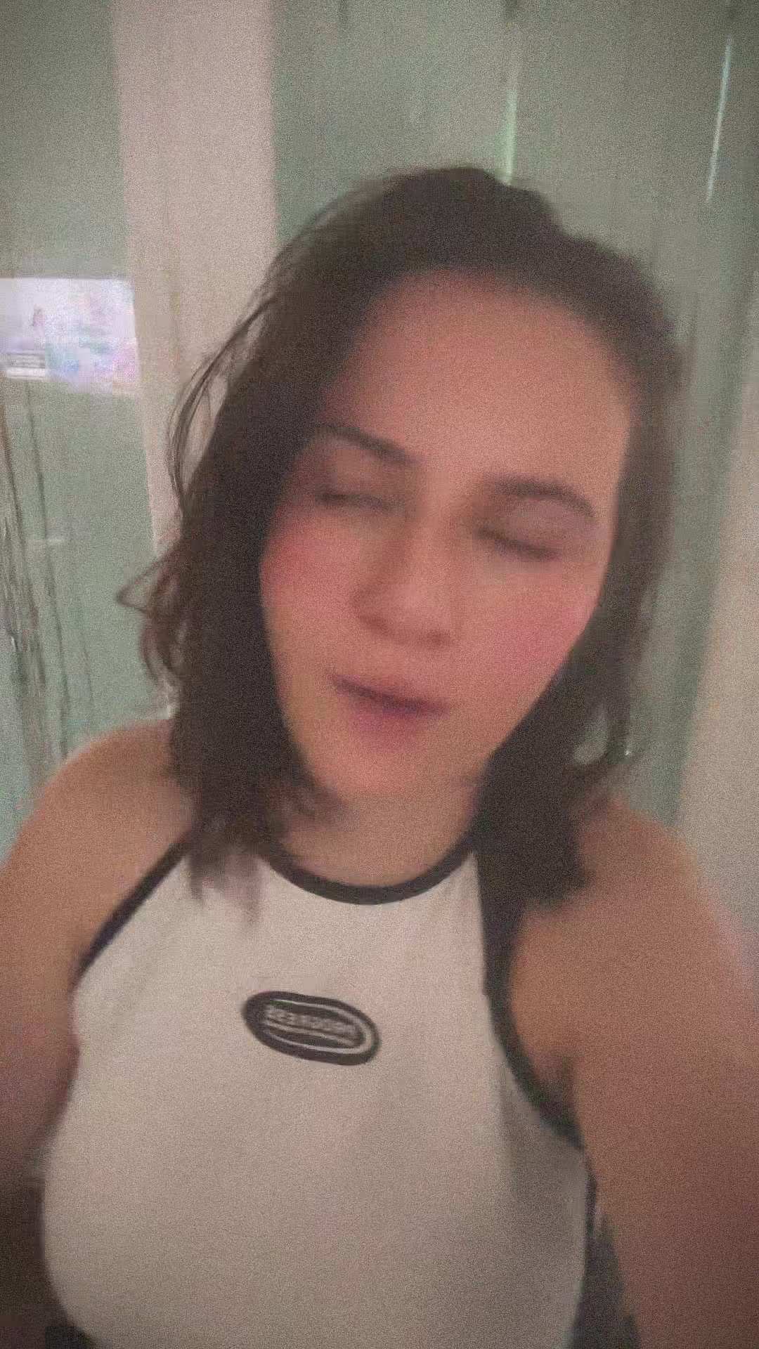 @Angèle
