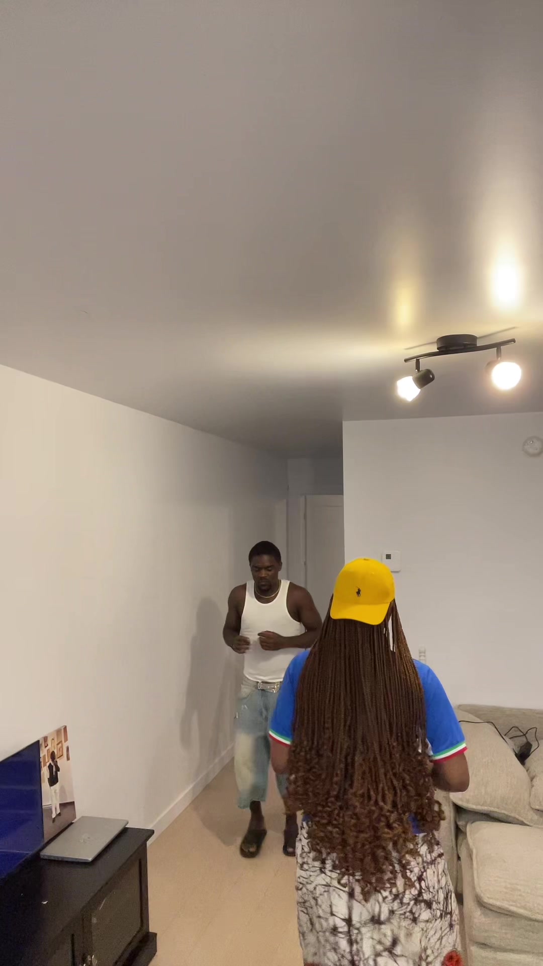 @INCONNITO 🎭