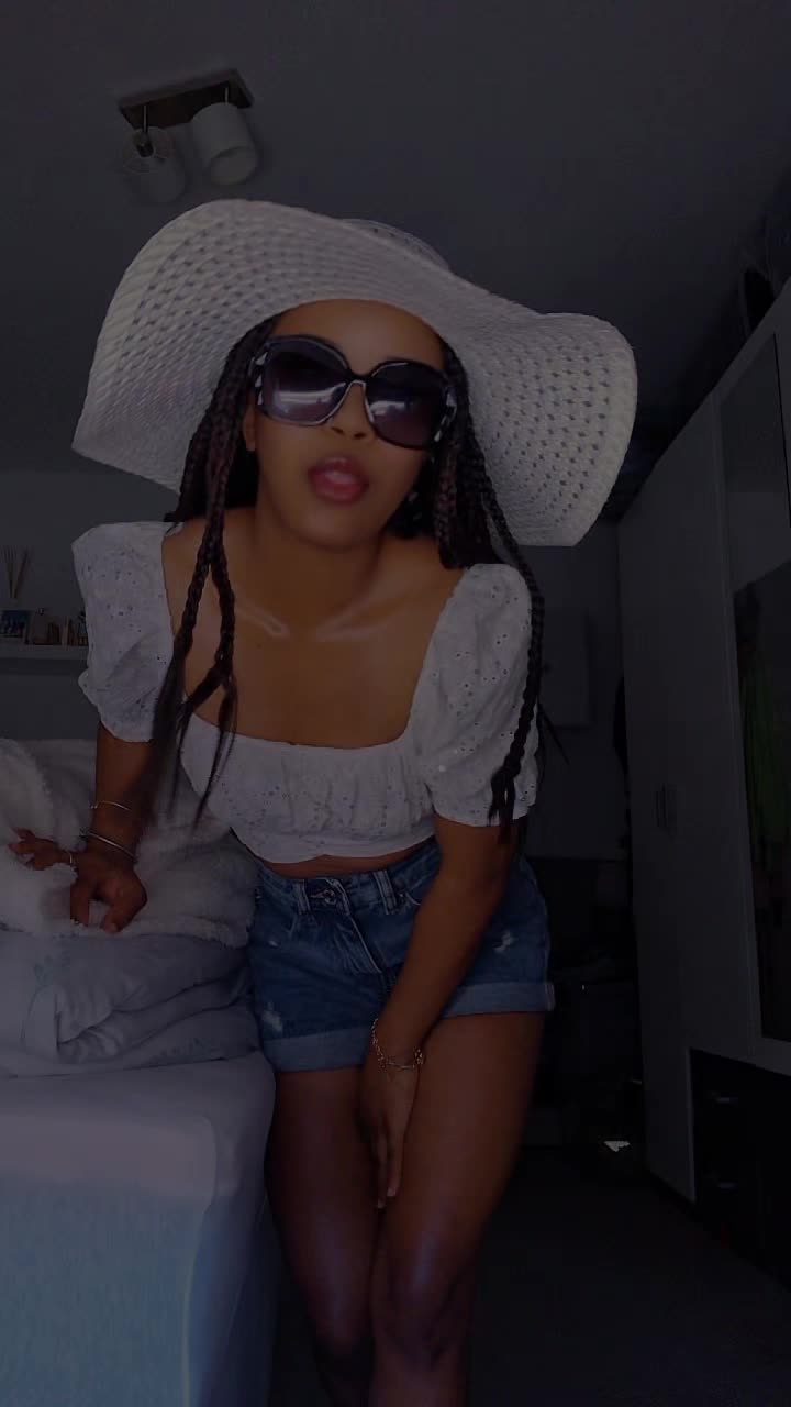 @Nouch🇲🇬