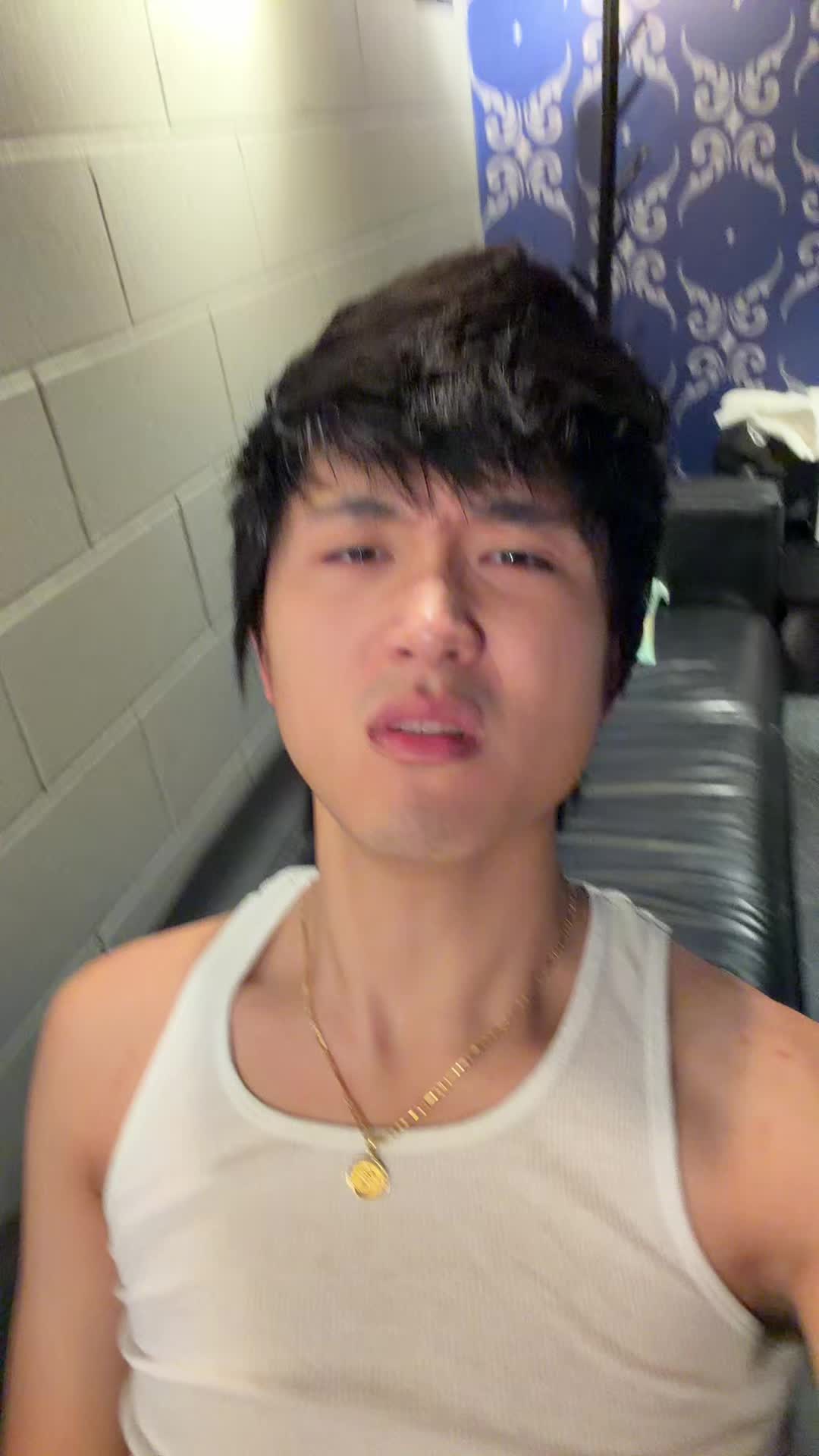 @Charles Hsu Spam Account