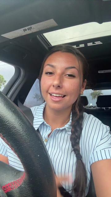 @lizzieefaith