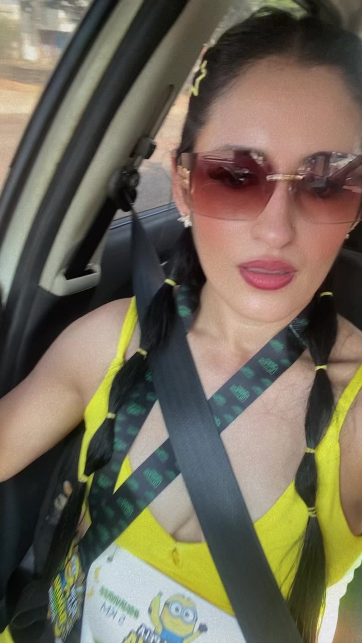 @Rosangelamenezes18