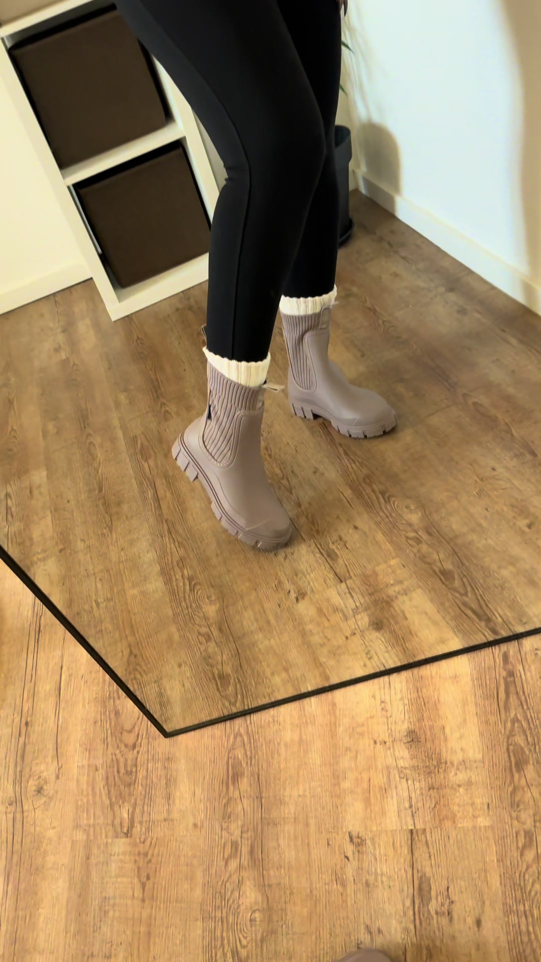 @M O N A | Chic Finds