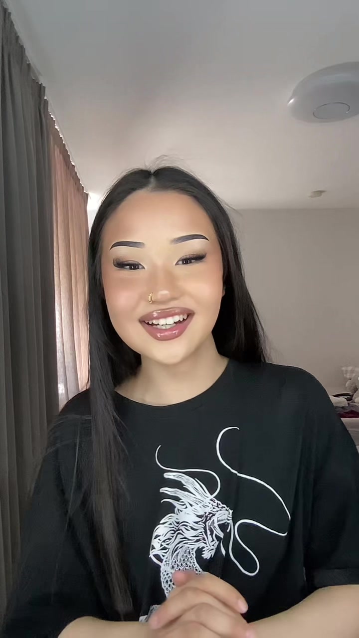 @Карина🇰🇬