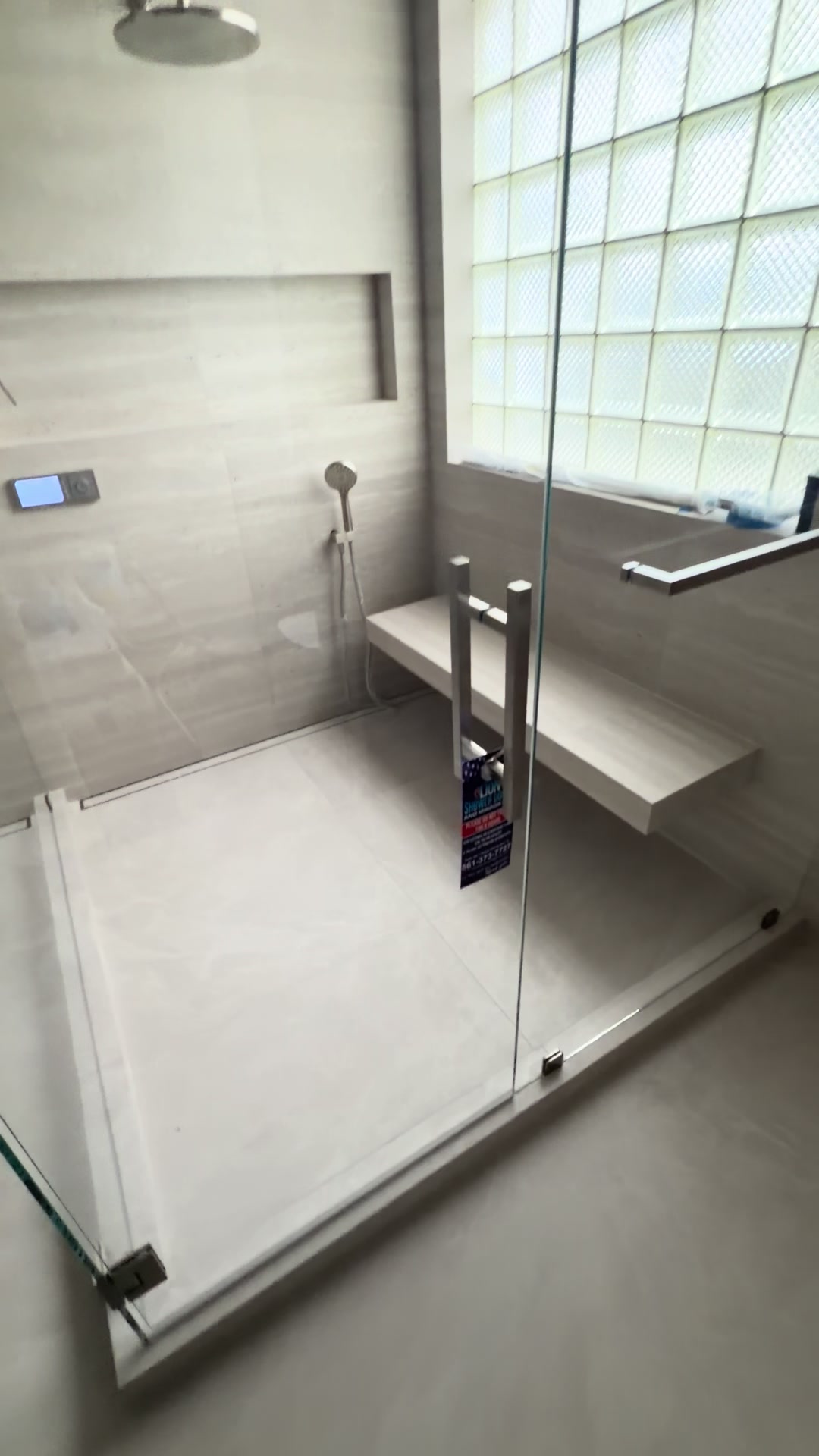 @Lion Shower Doors