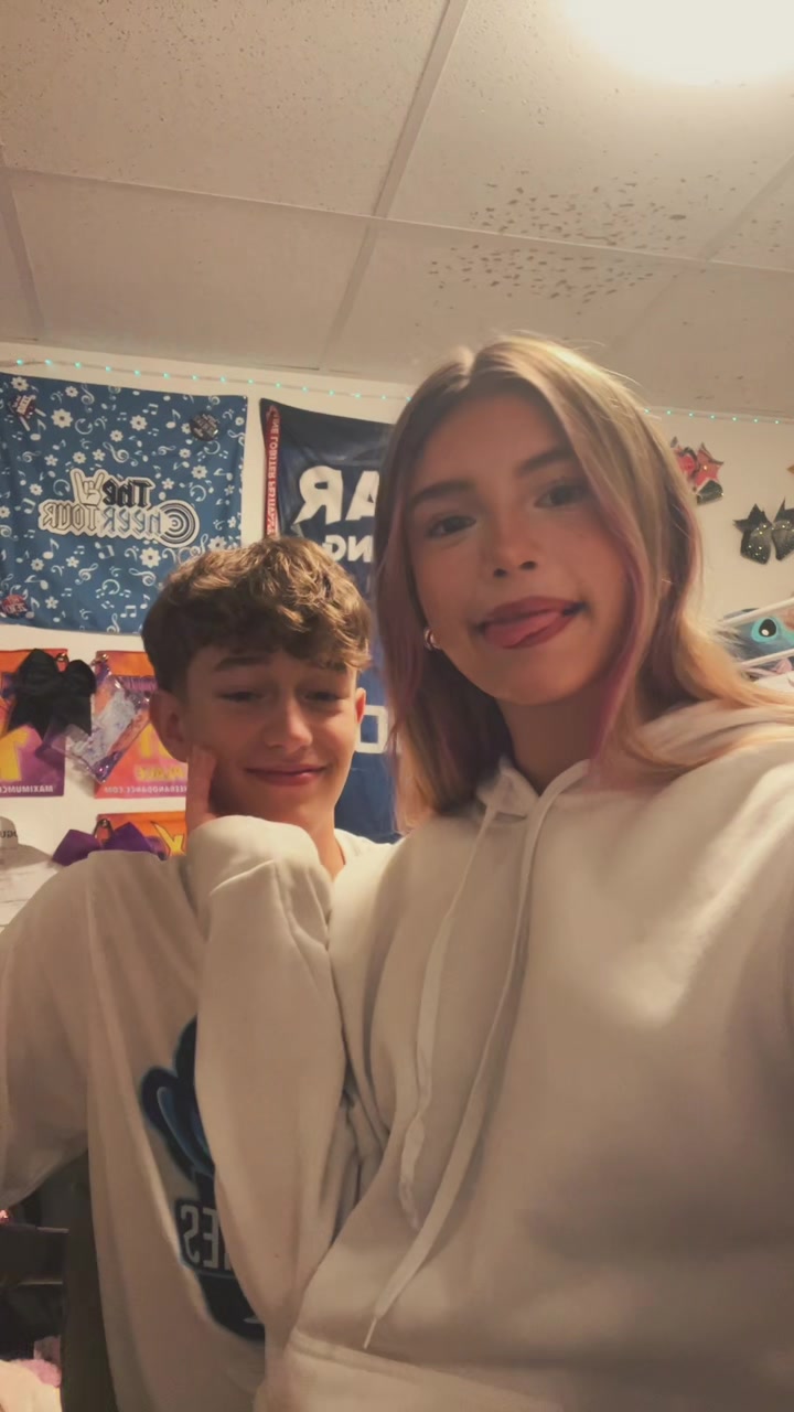 @sophia_mitchell