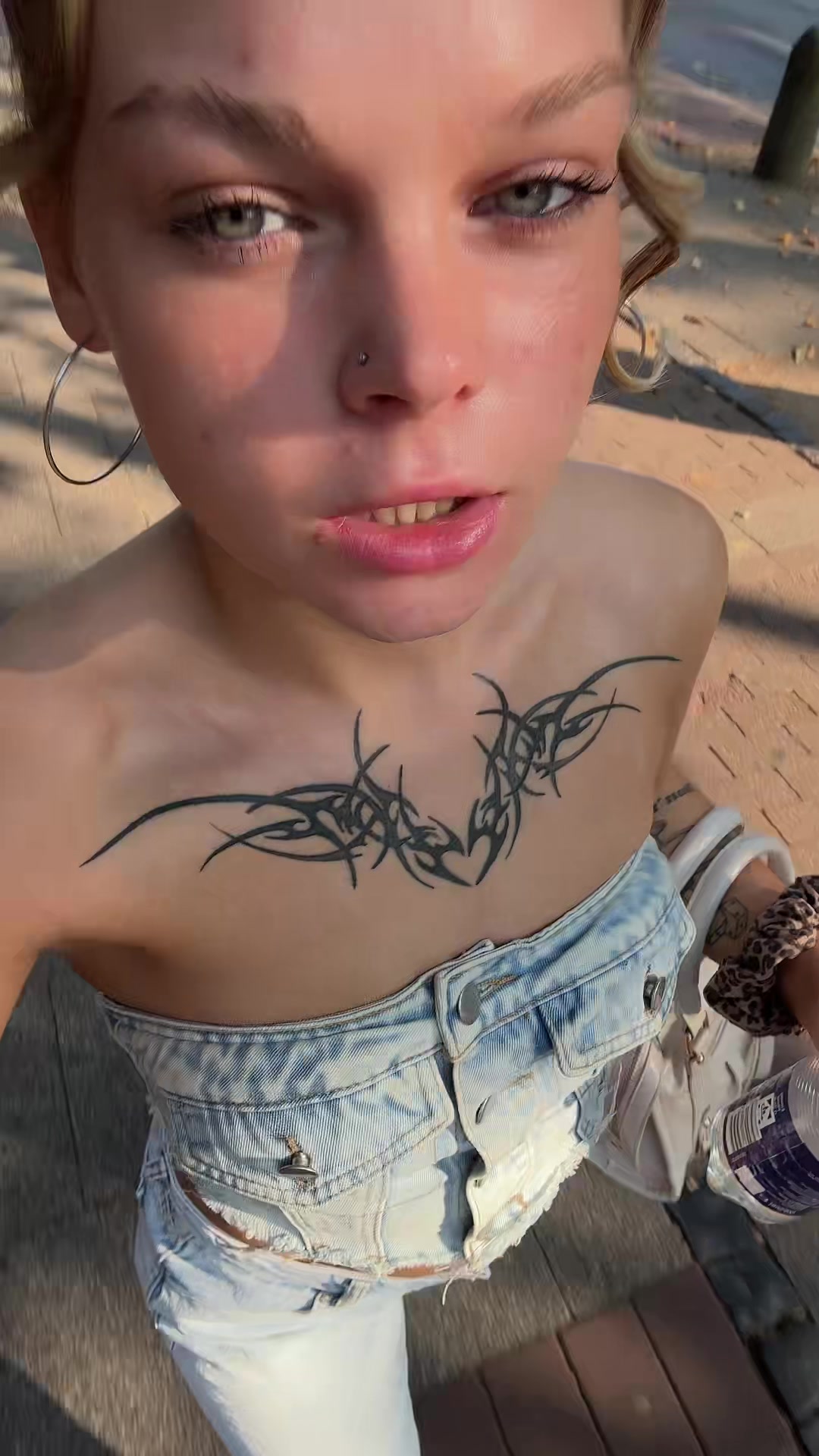 @bordermina