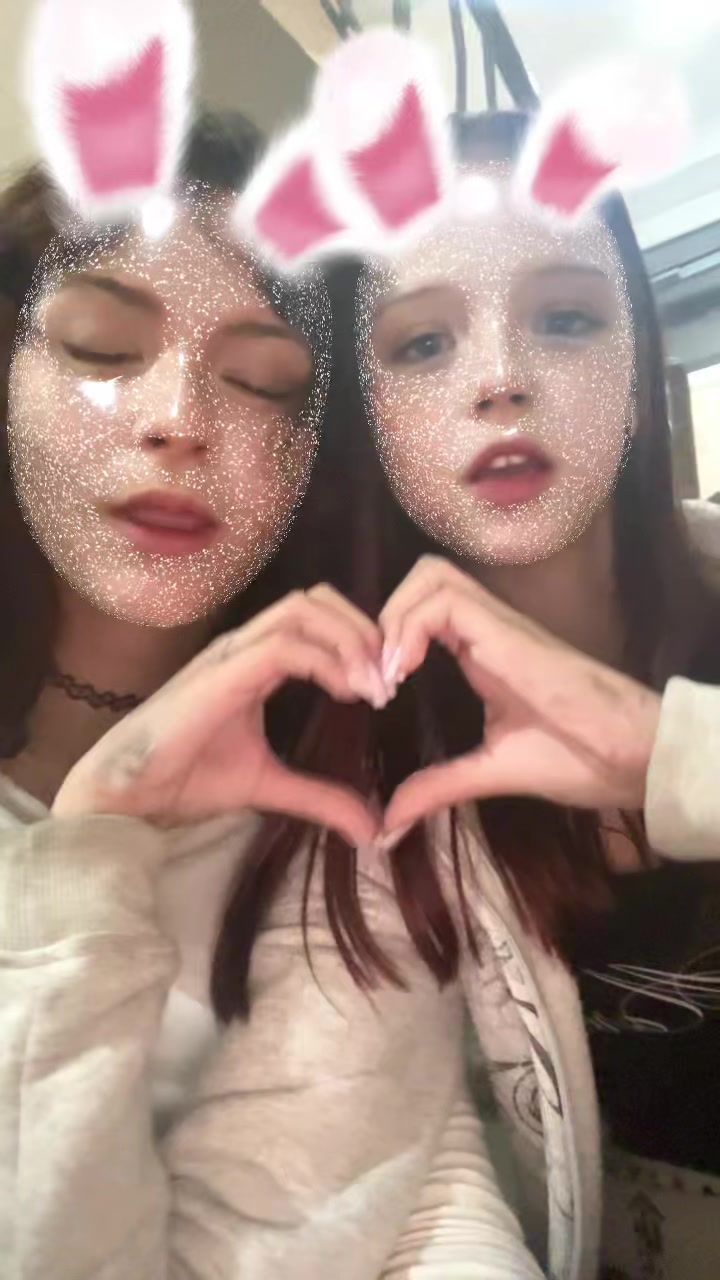 @𖦹 sɨrˈjɵ