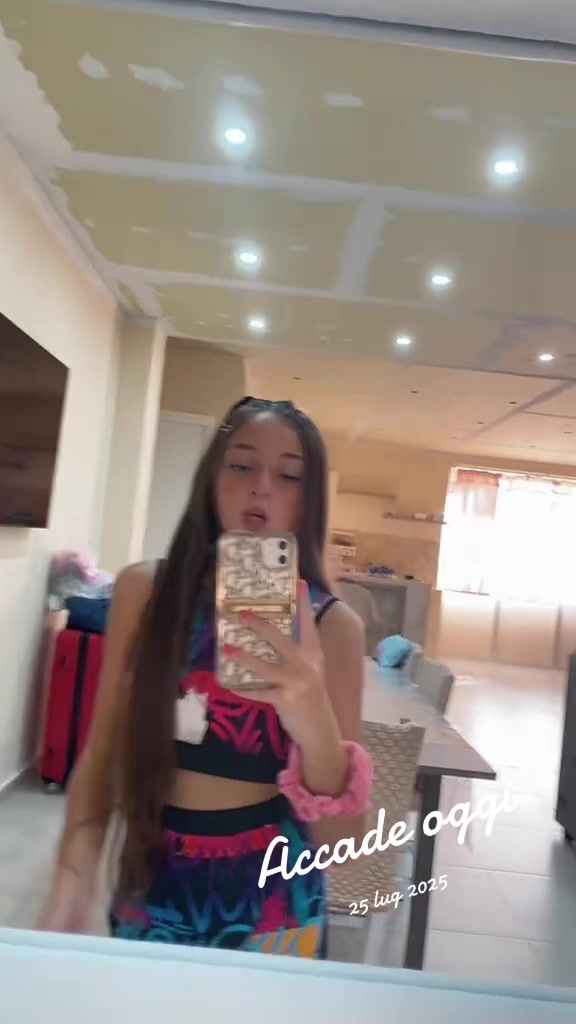 @Noemi🎀❄️
