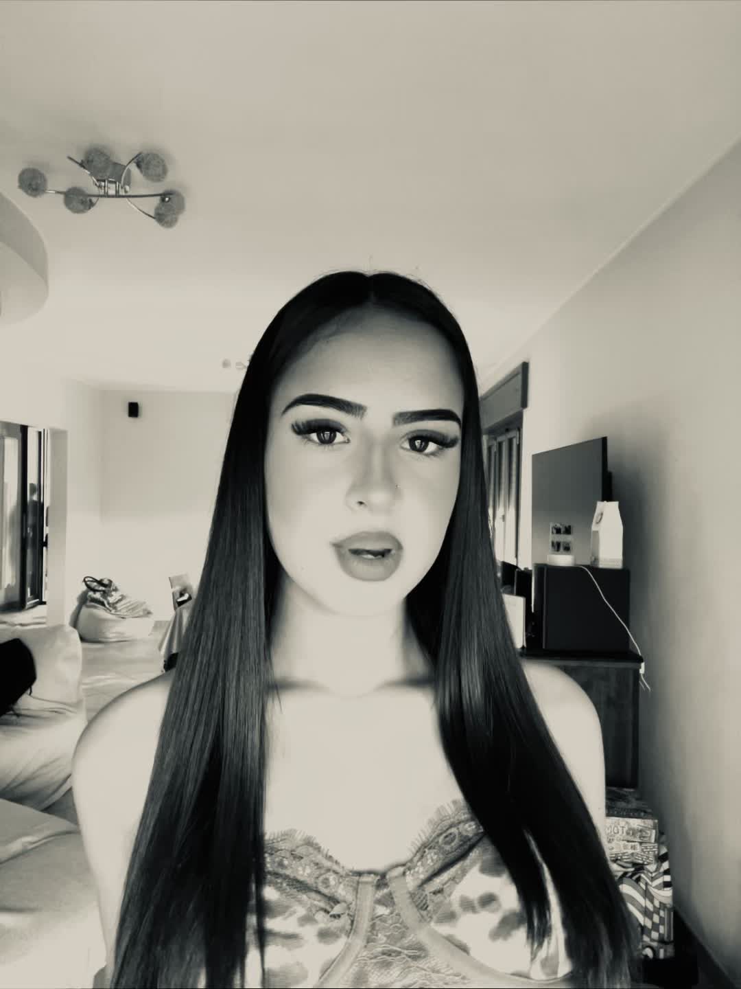 @A L E S S I A🦋