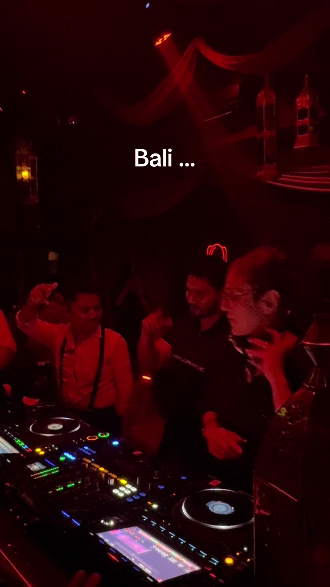 @DJ DEVINA OFFICIAL