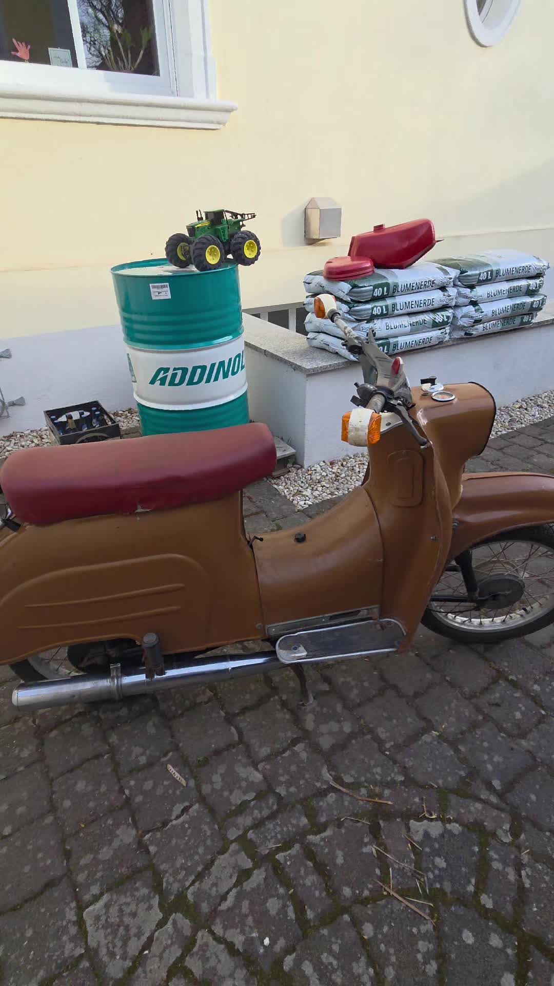 @Harley Simson