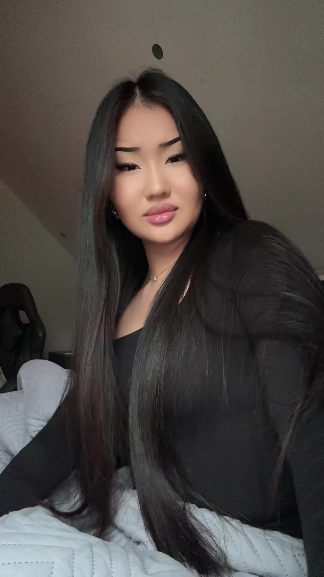 @Карина🇰🇬