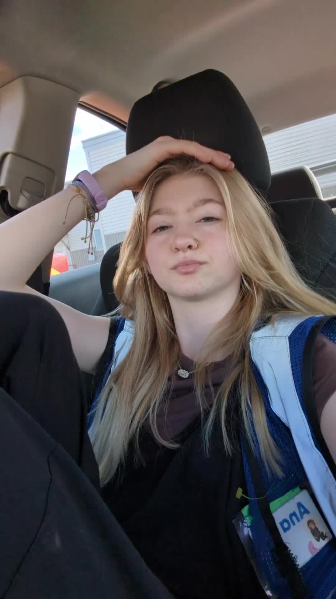 @Ana.Raye