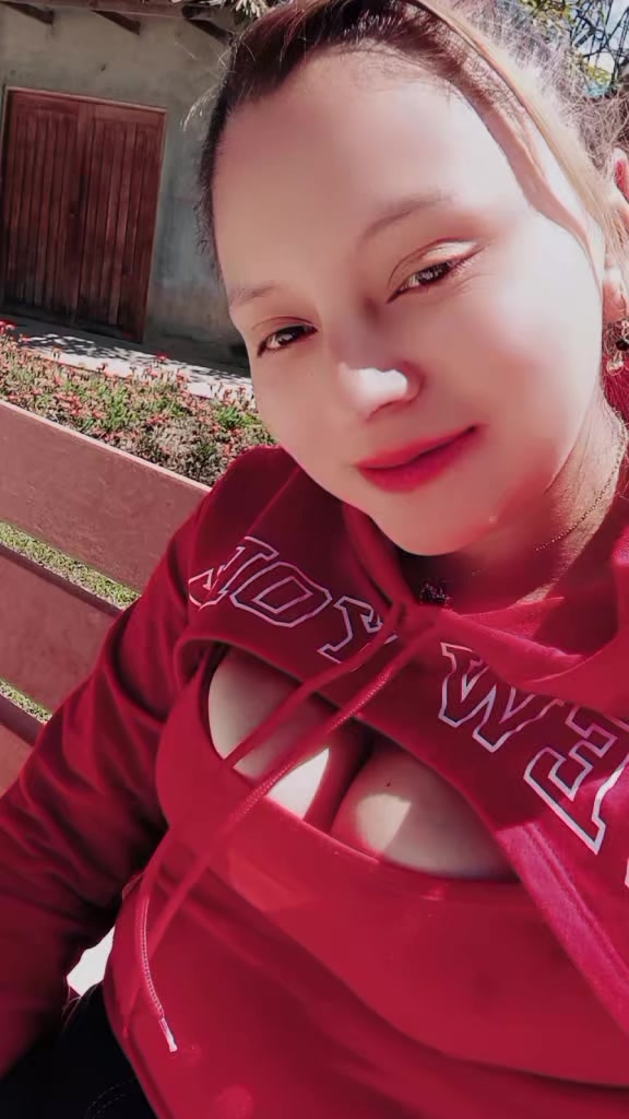 @Rosita tu diablita toxica 😎👈
