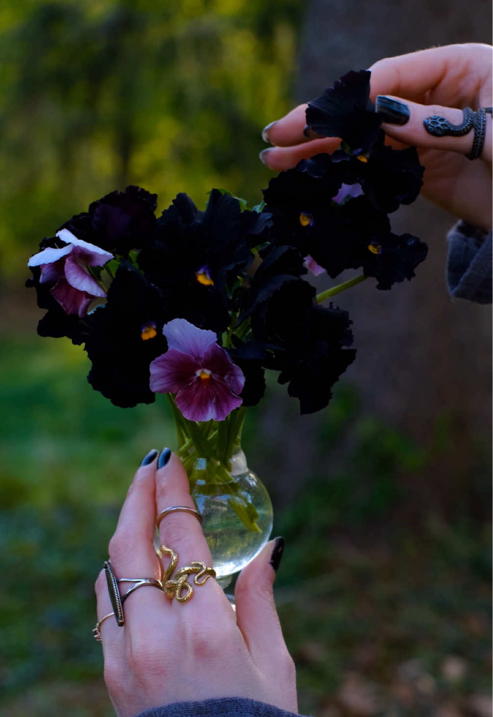 @Nicole 🥀 Art & Floral Magic