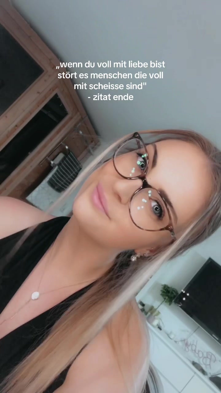 @nicolestk