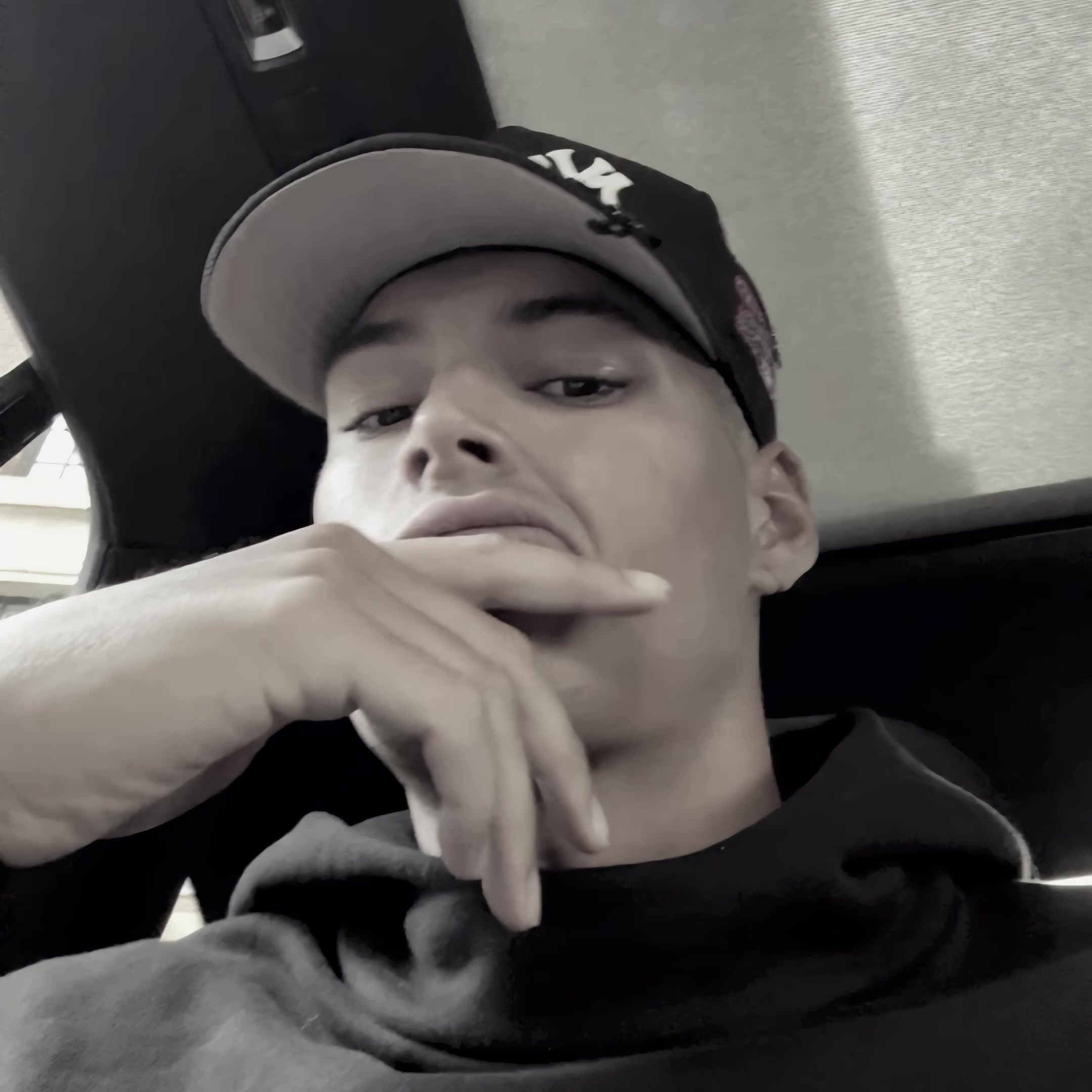@𝘼 𝙇 𝙈
