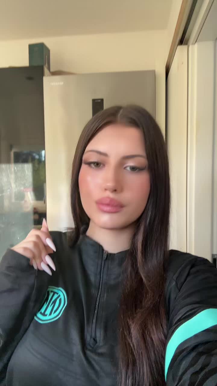 @Valentina ๐