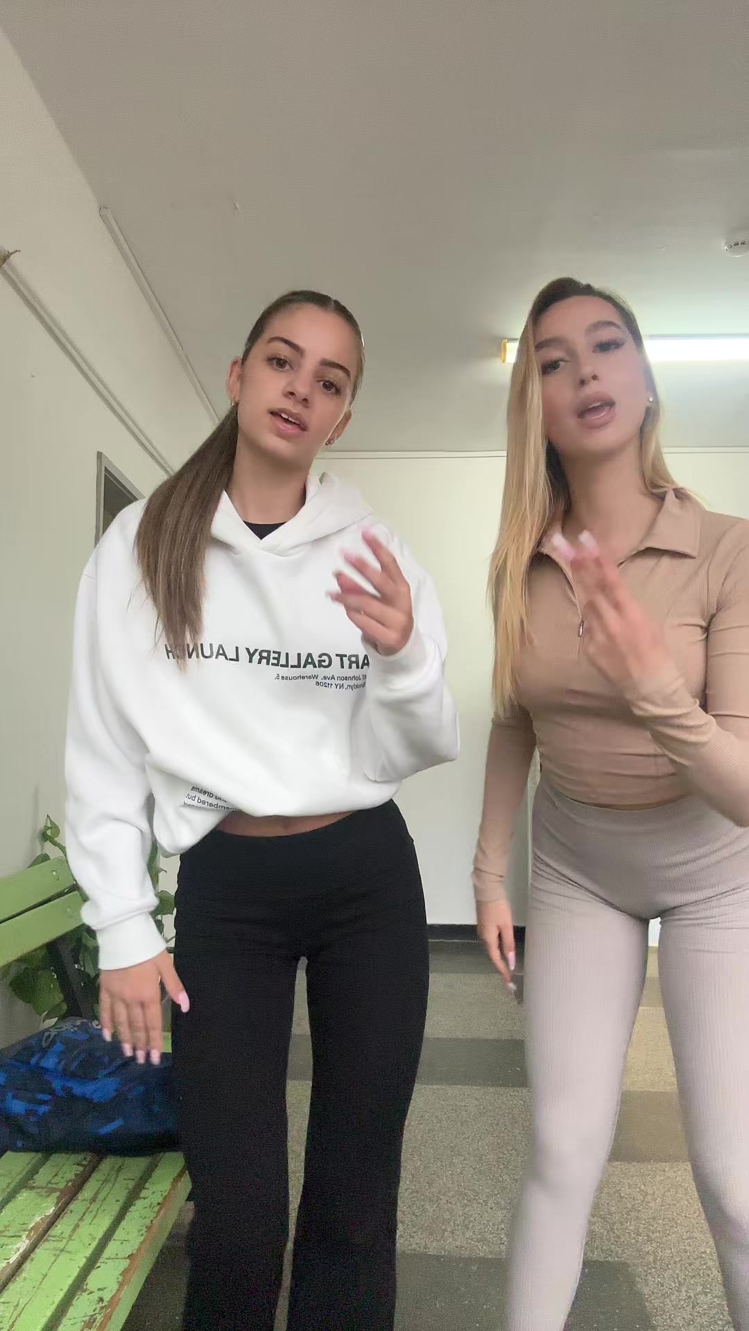 @zz