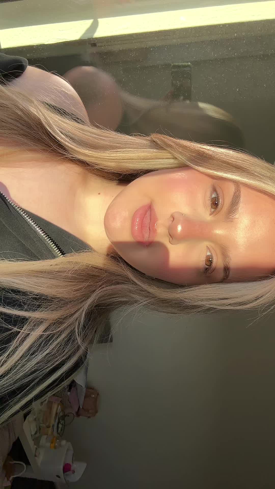 @sarasmn