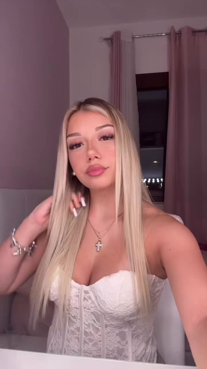 @𝑮 𝑨 𝑰 𝑨🌹