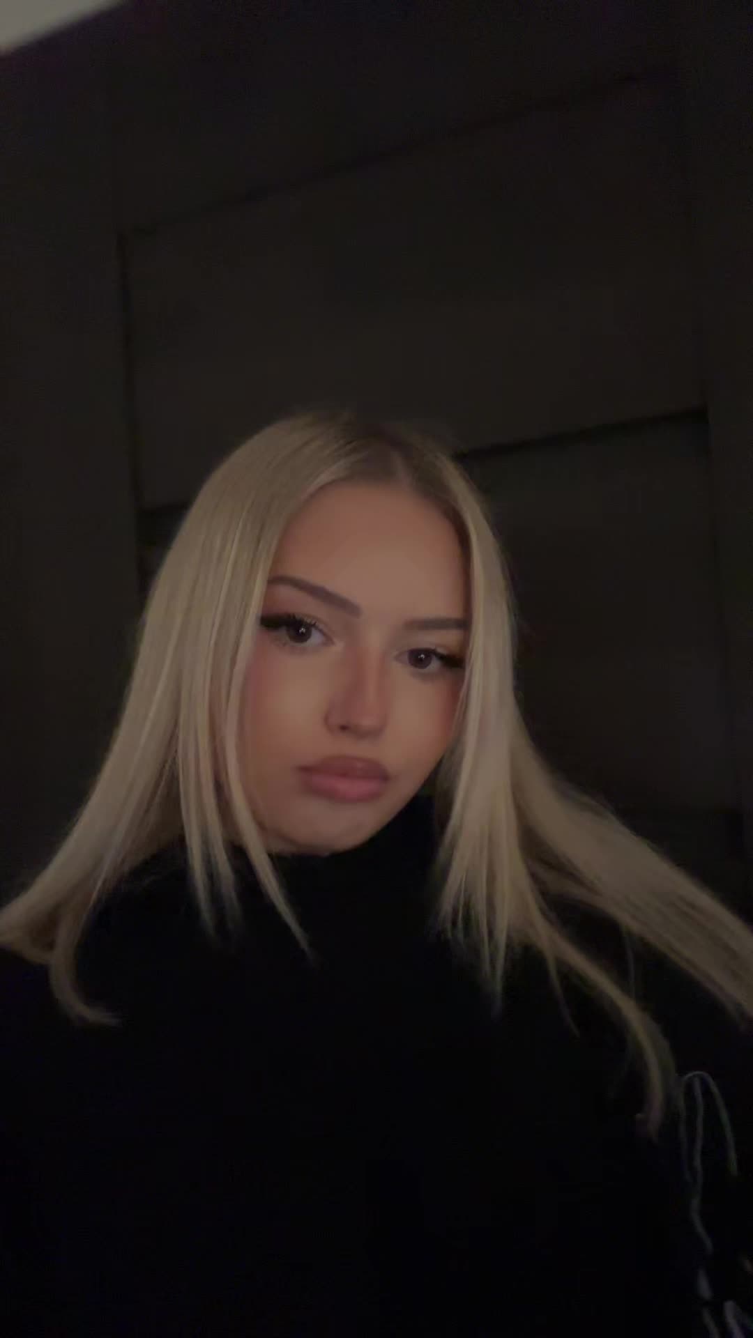 @𝑆𝑧𝑐𝑧𝑒̨𝑠́𝑛𝑖𝑎𝑘