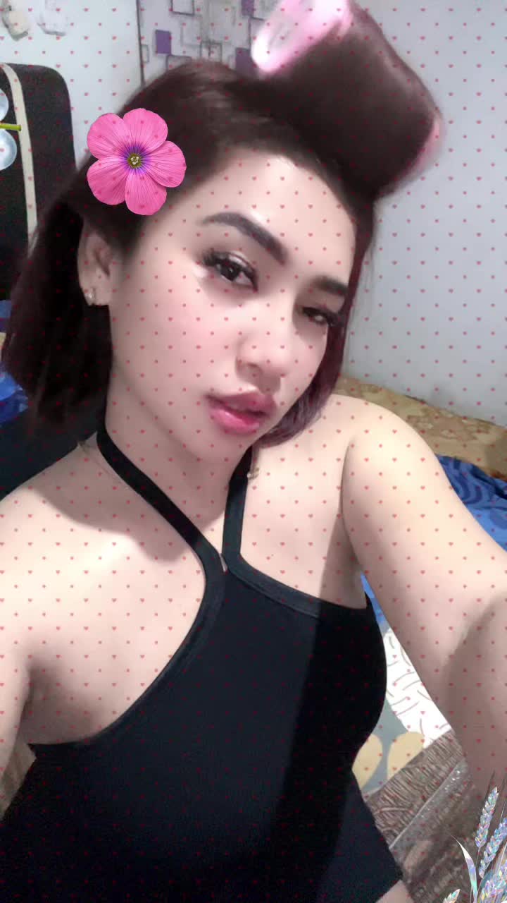 @julia frinella sari