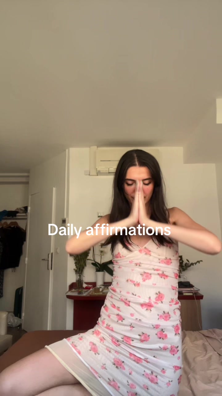 @tiffanyarino