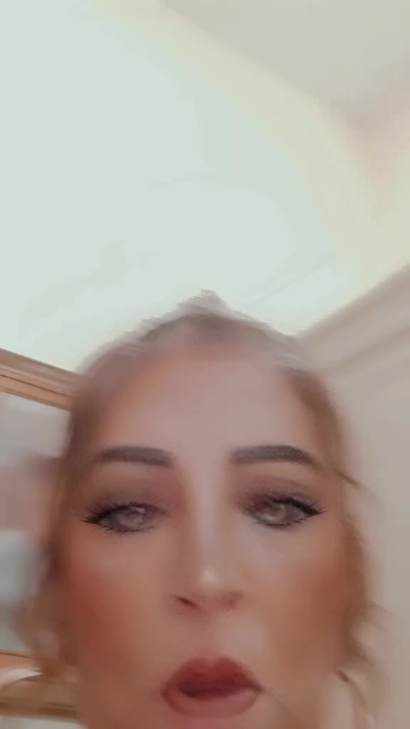 @Anna Esposito