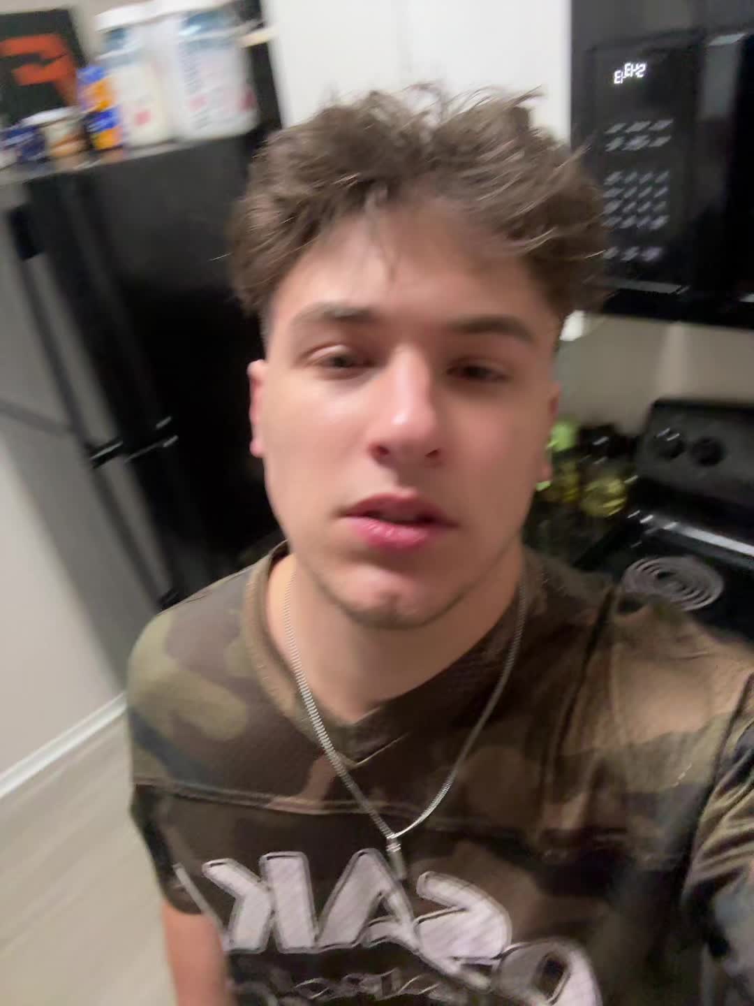 @Donstinkleton