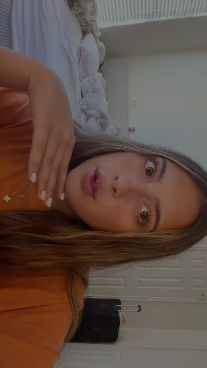 @esther_sophia02