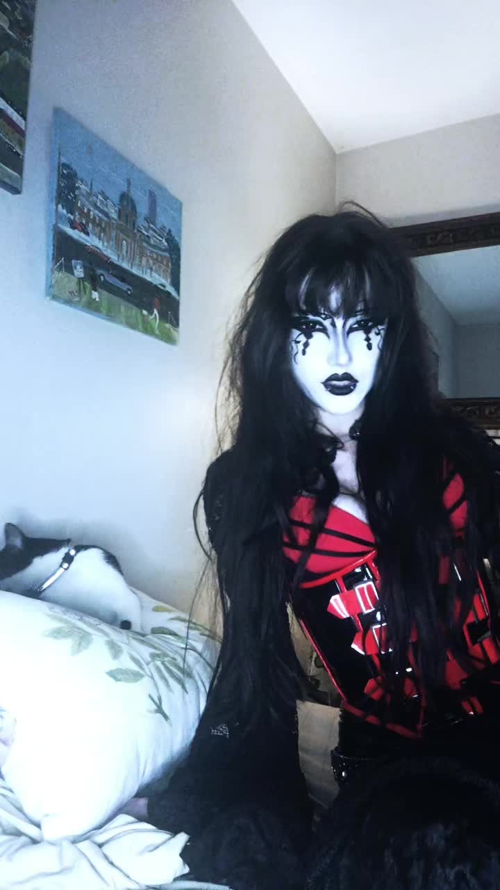 @𝔓𝔞𝔯𝔞𝔫𝔬𝔦𝔞🕷️