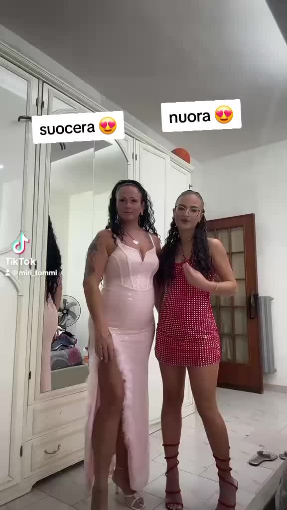 @ladeadelledee