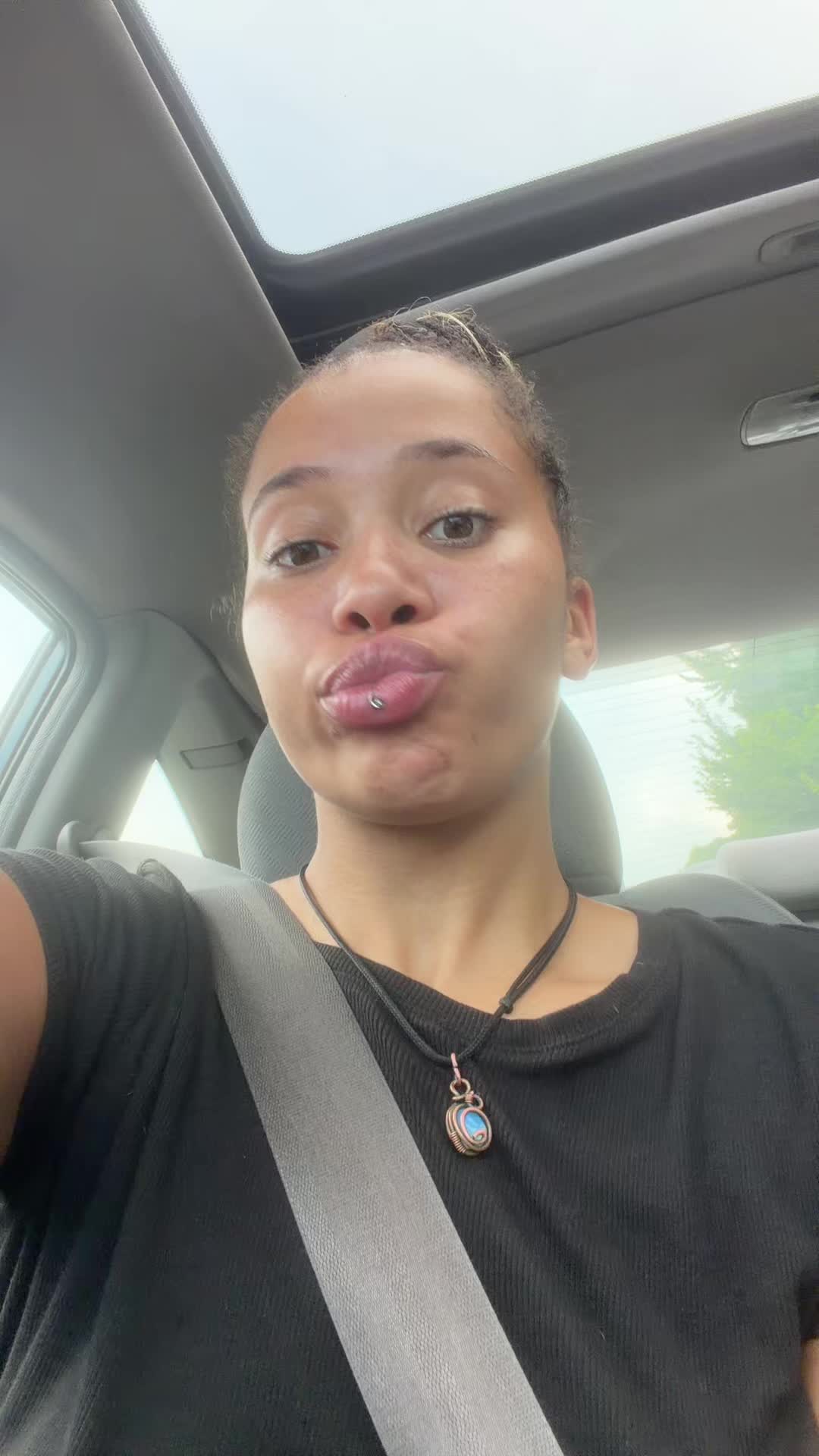 @Asanda