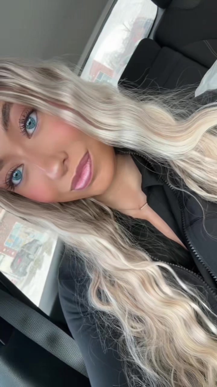 @👸🏼