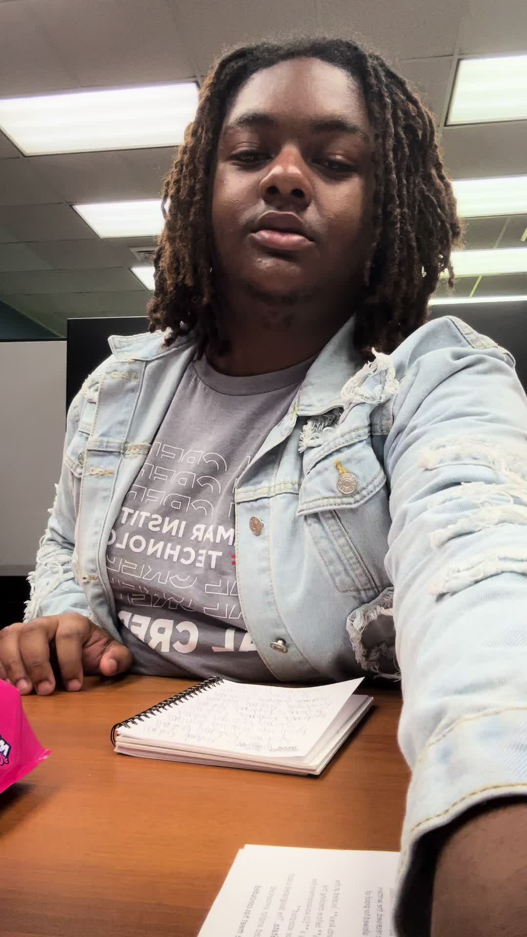 @elliotsandersjr