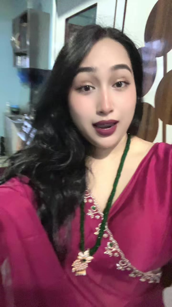 @Dipika✨💫🎶