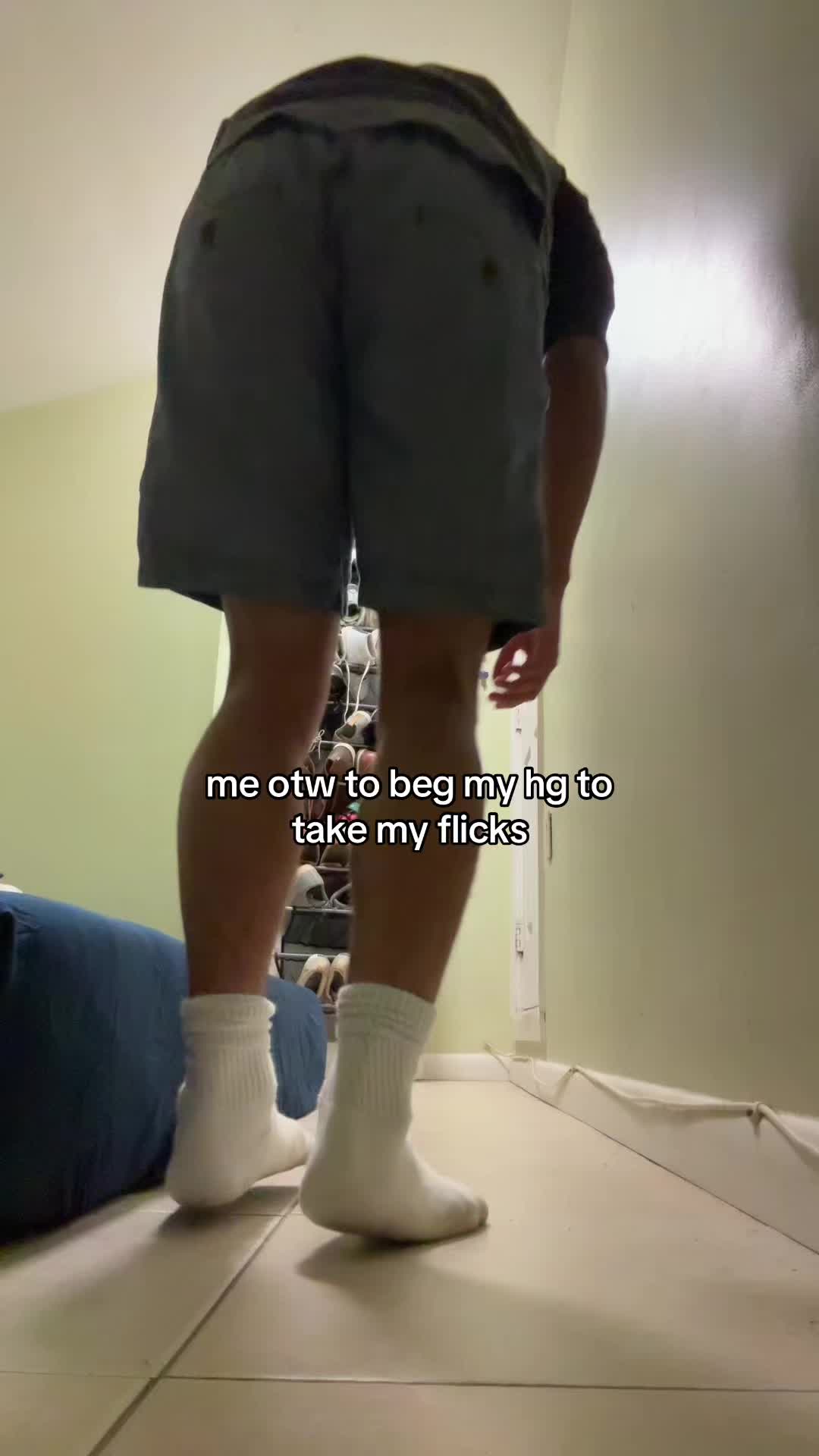 @👀
